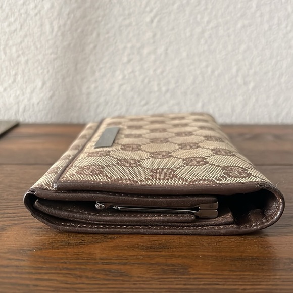 Gucci Vintage Kisslock Wallet - Picture 4 of 9